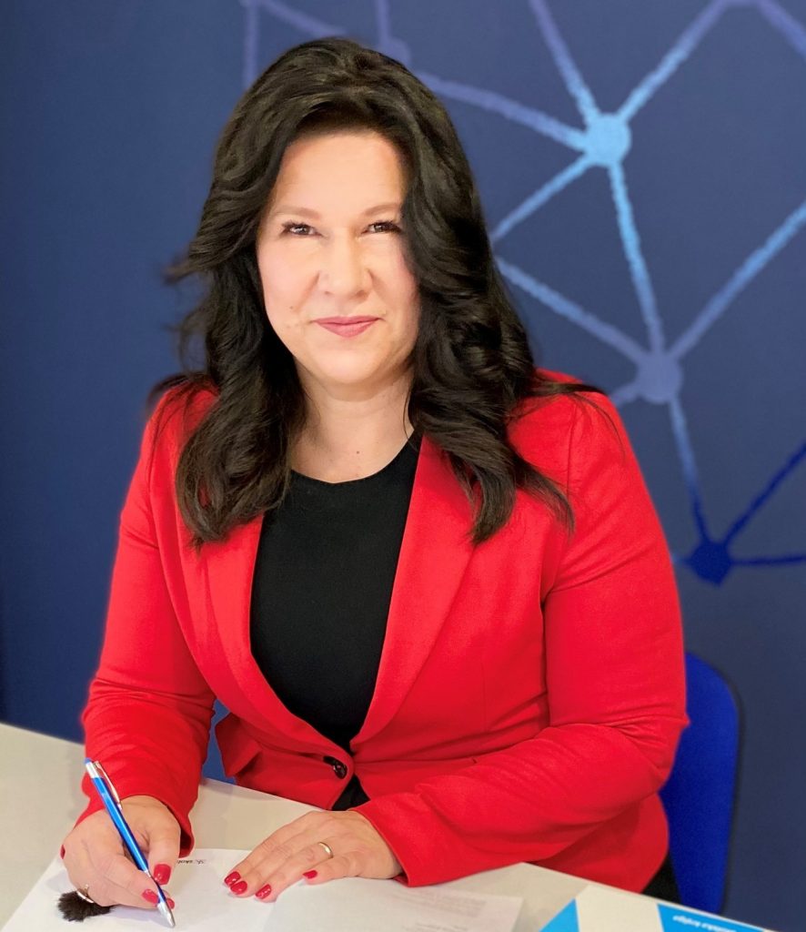 DINA TOMŠIĆ