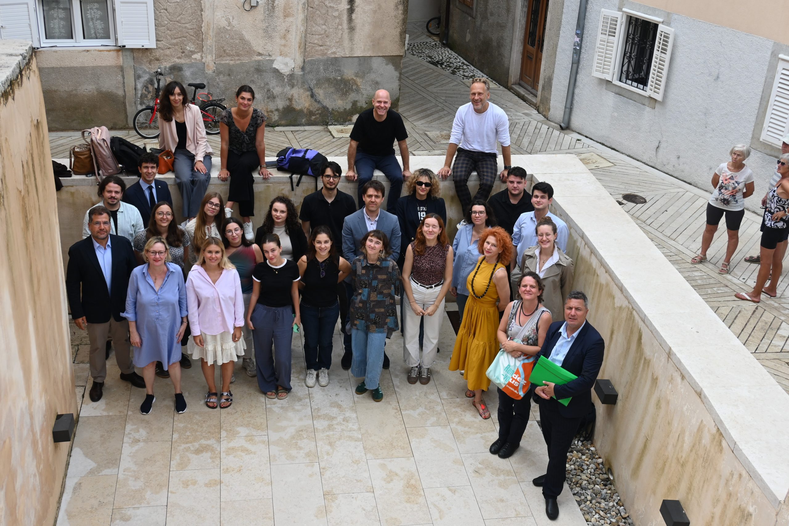 Cres Summer School 2025: Defending Democracy in Turbulent Times