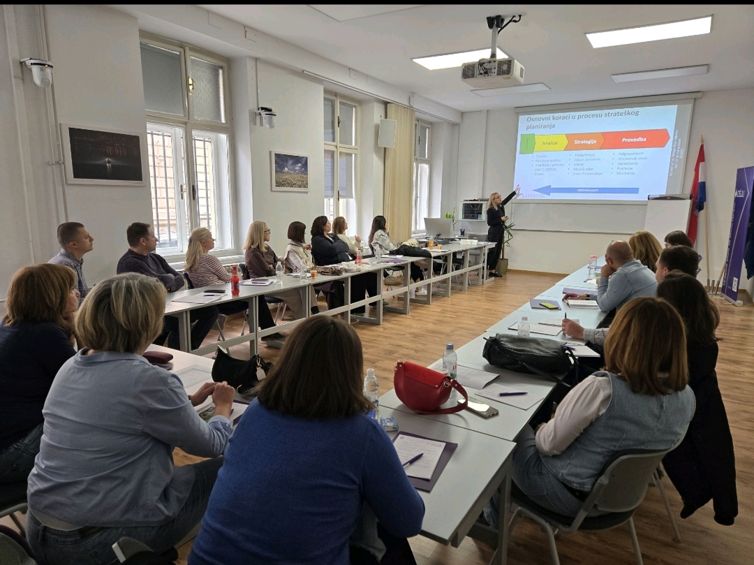 IRMO Researcher Held a Specialized Workshop on the Application and  Compliance of Artificial Intelligence in Public Administration