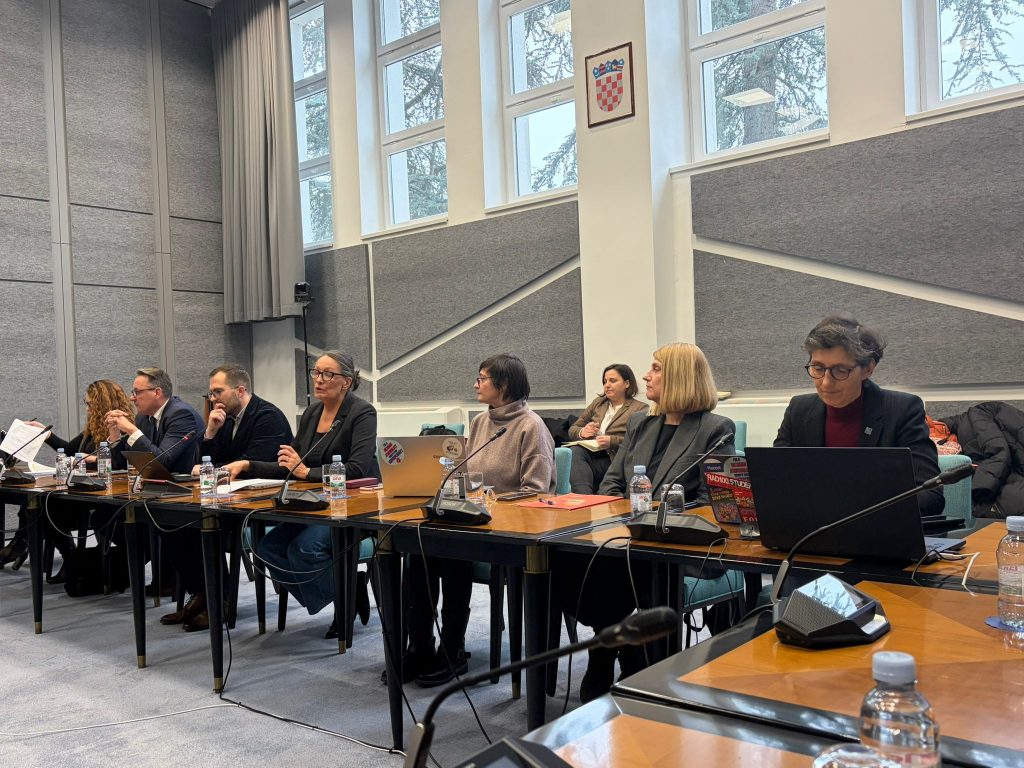 Voditelj Centra za sociologiju medija i digitalno društvo (CEMEDIG) sudjelovao na okruglom stolu Saborskog odbora